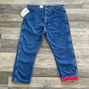 42x30 NWT Wrangler Rugged Wear Thinsulate Thermal Lined Jeans Men's Blue 33213SW